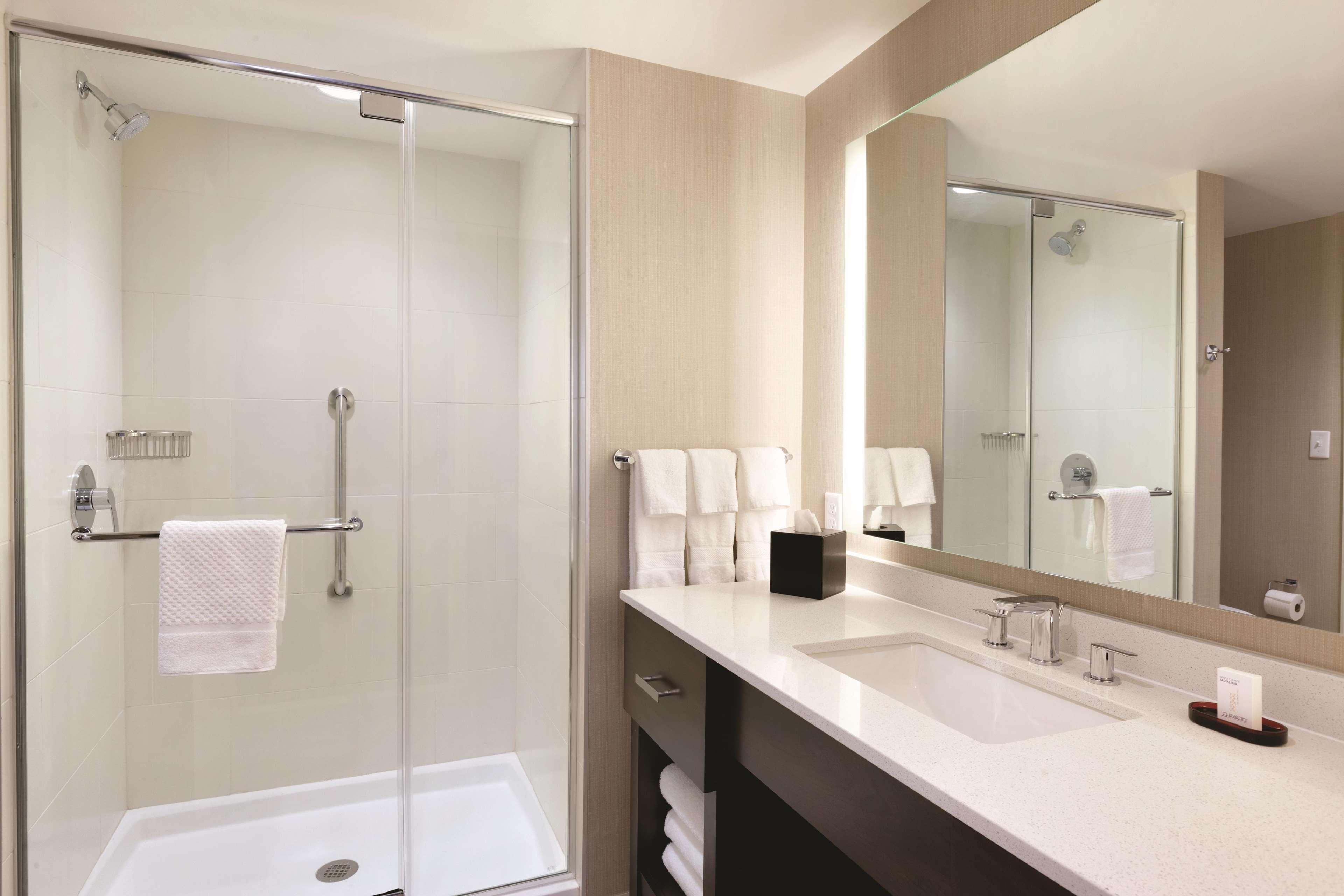 เอ็มบาสซี สวีทส์ โอคลาโฮมา ซิตี้ ดาวน์ทาวน์ เมดิเคิล เซ็นเตอร์ Hotel โอคลาโฮมาซิตี้ ภายนอก รูปภาพ