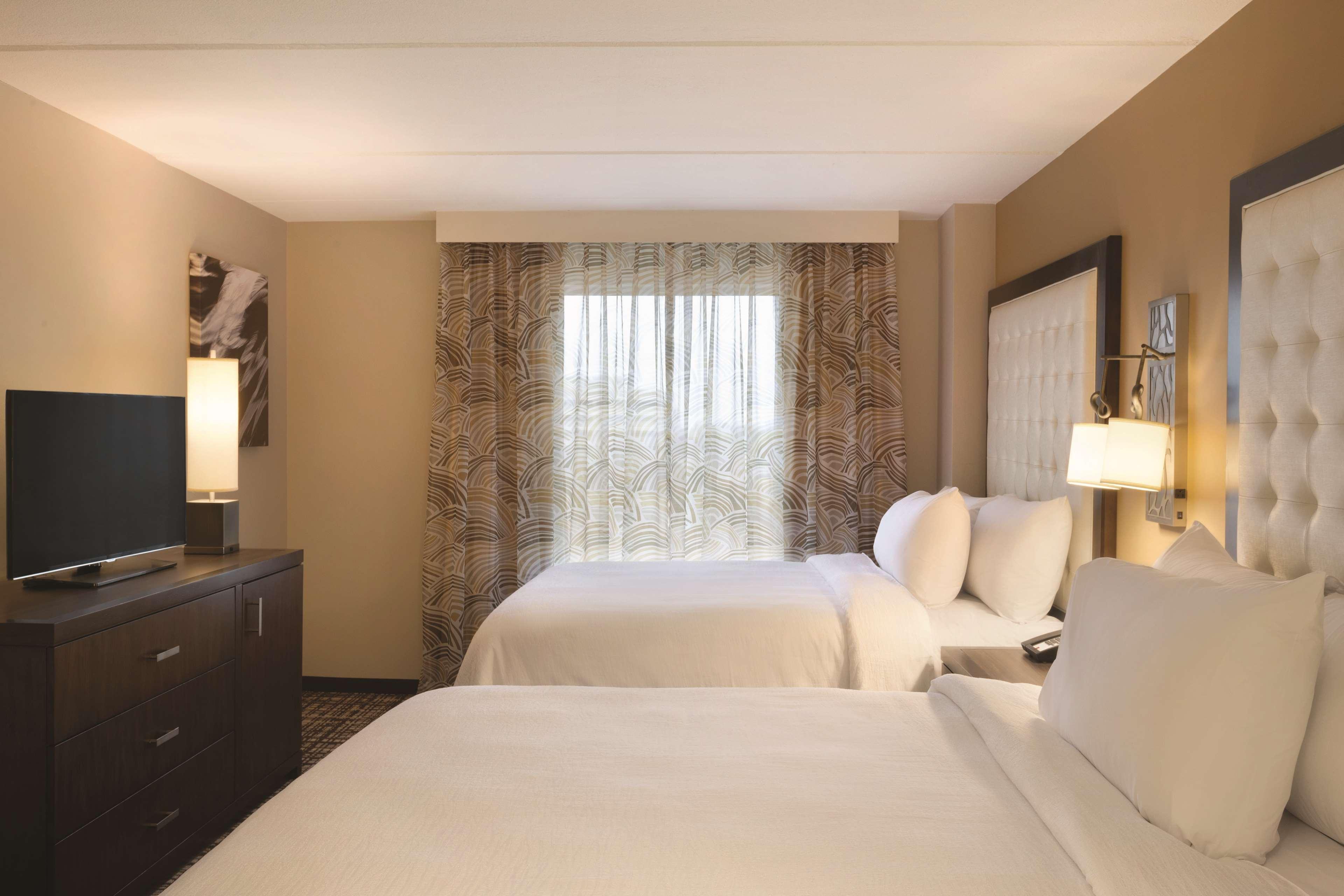 เอ็มบาสซี สวีทส์ โอคลาโฮมา ซิตี้ ดาวน์ทาวน์ เมดิเคิล เซ็นเตอร์ Hotel โอคลาโฮมาซิตี้ ภายนอก รูปภาพ