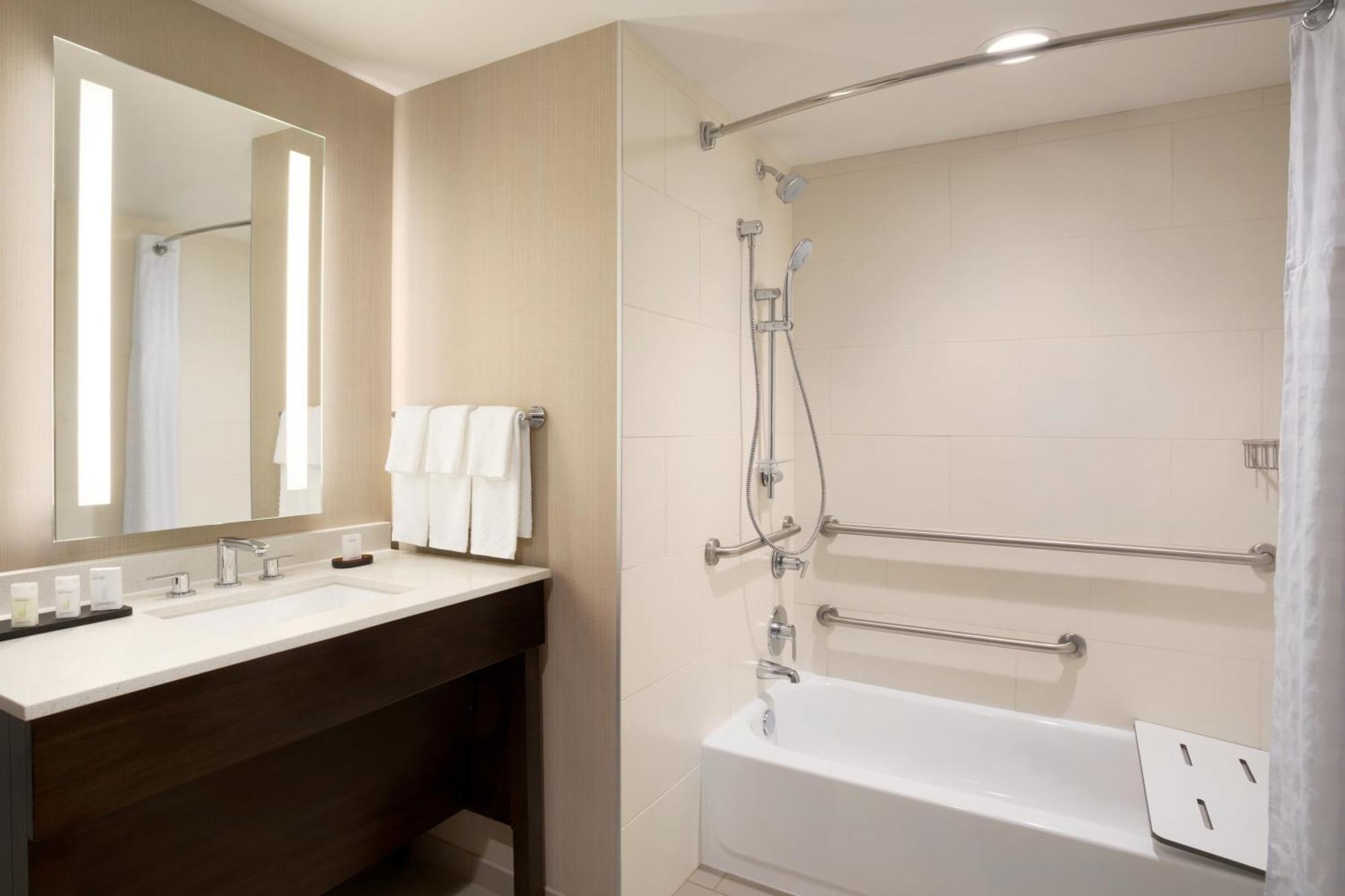 เอ็มบาสซี สวีทส์ โอคลาโฮมา ซิตี้ ดาวน์ทาวน์ เมดิเคิล เซ็นเตอร์ Hotel โอคลาโฮมาซิตี้ ภายนอก รูปภาพ