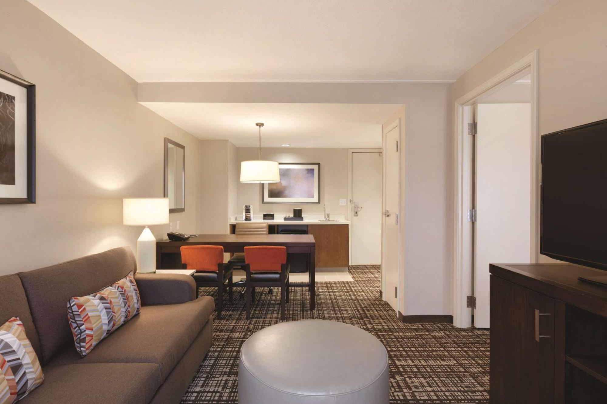 เอ็มบาสซี สวีทส์ โอคลาโฮมา ซิตี้ ดาวน์ทาวน์ เมดิเคิล เซ็นเตอร์ Hotel โอคลาโฮมาซิตี้ ภายนอก รูปภาพ