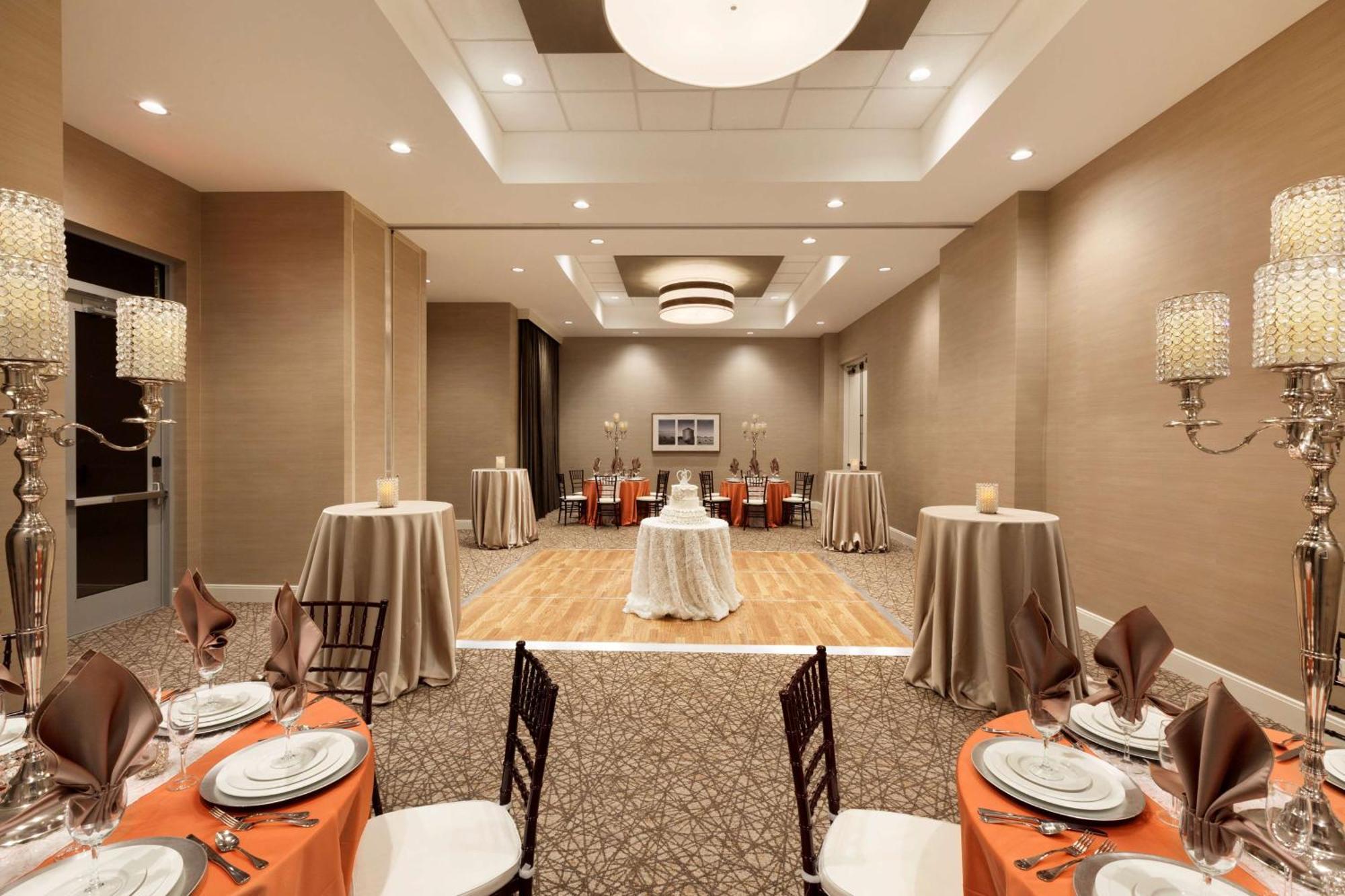 เอ็มบาสซี สวีทส์ โอคลาโฮมา ซิตี้ ดาวน์ทาวน์ เมดิเคิล เซ็นเตอร์ Hotel โอคลาโฮมาซิตี้ ภายนอก รูปภาพ
