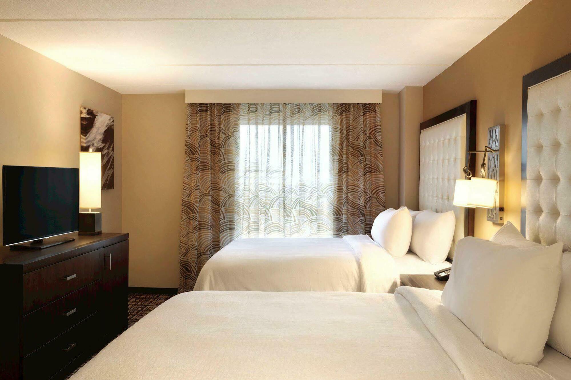 เอ็มบาสซี สวีทส์ โอคลาโฮมา ซิตี้ ดาวน์ทาวน์ เมดิเคิล เซ็นเตอร์ Hotel โอคลาโฮมาซิตี้ ภายนอก รูปภาพ
